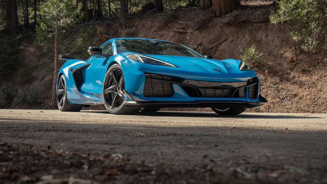 Click to Enlarge-Esc to Close Corvette Generations/C8/C8 2023 Blue Z06-Z07 Right Front.webp